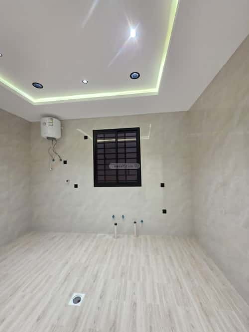 دور 200 متر مربع ب 6 غرف المعلاة، أحد رفيدة