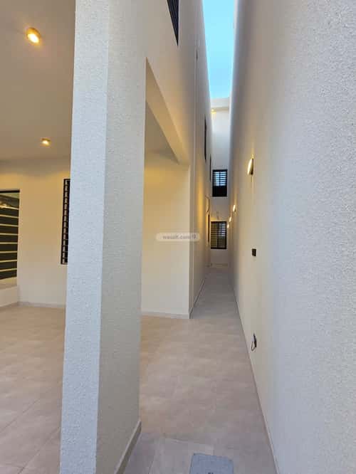 Floor 200 SQM with 6 Bedrooms Al Ma'Ala, Ahad Rafidah