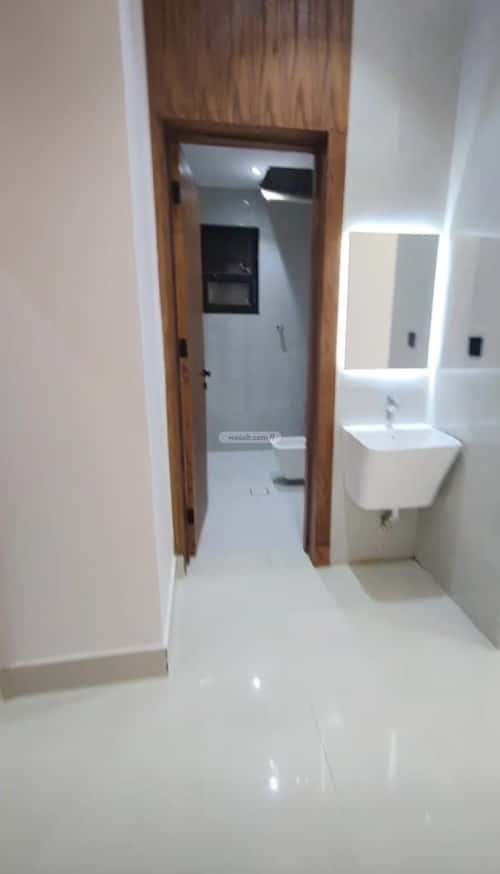 Floor 336 SQM with 7 Bedrooms An-Nadheem, East Riyadh, Riyadh