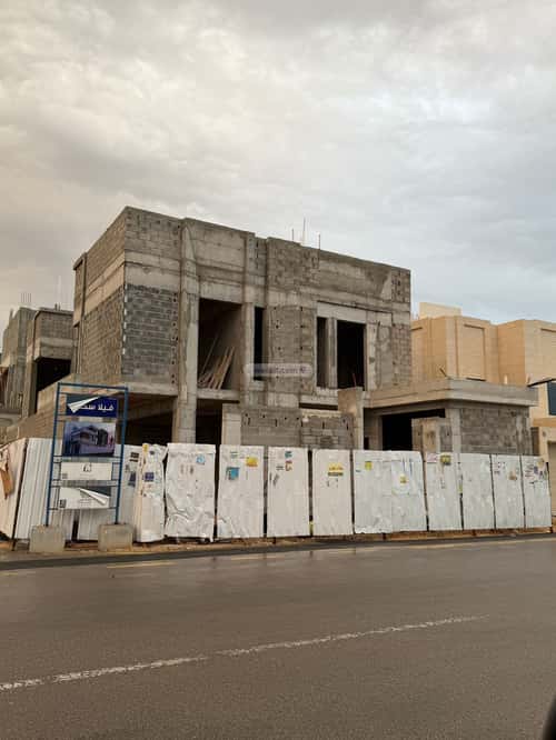 فيلا 400 متر مربع شمالية شرقية على شارع 20م الرمال، بريدة