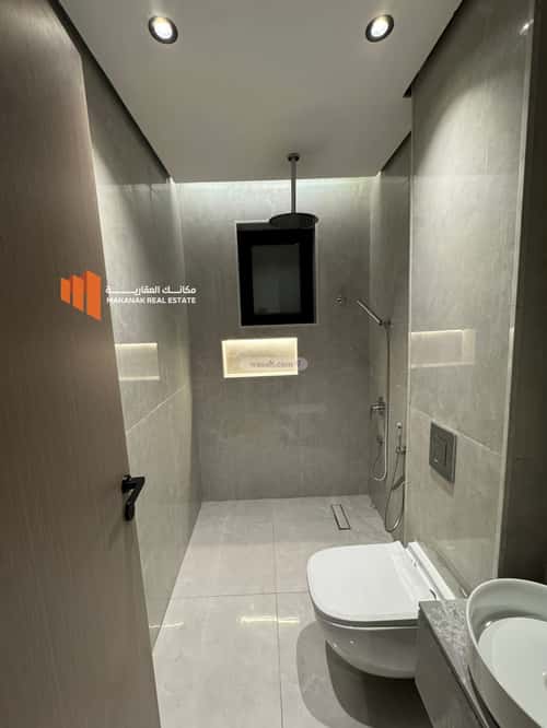 شقة 140 متر مربع ب 3 غرف الحمراء، الخبر