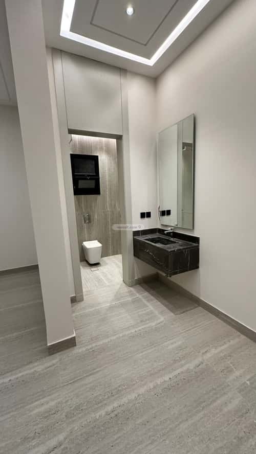 Floor 135 SQM with 4 Bedrooms Al-Muanisiyah, East Riyadh, Riyadh