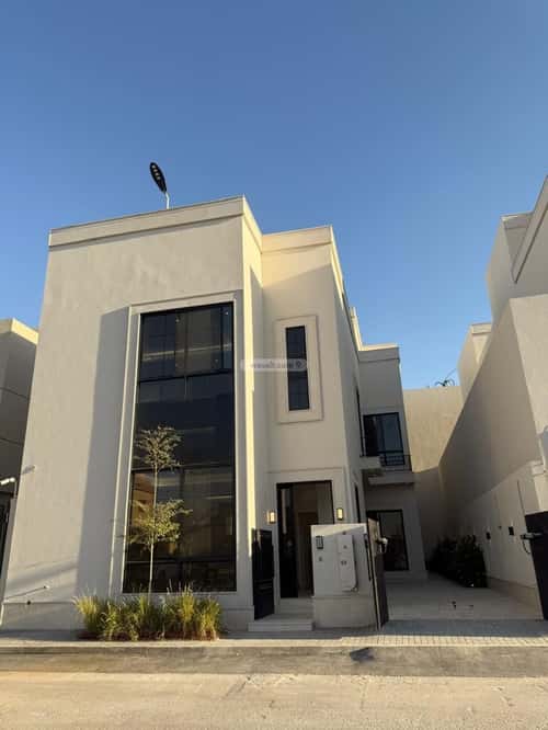 Villa 300 SQM Facing North on 20m Width Street Al-Mahdiyah, West Riyadh, Riyadh