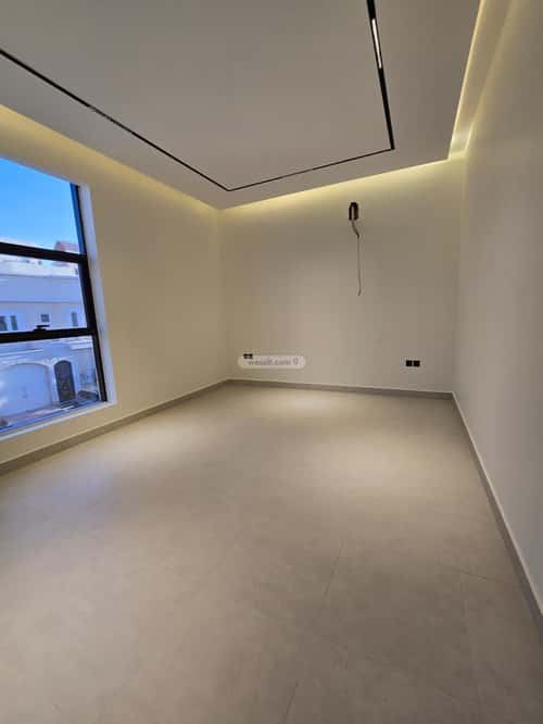 Floor 210 SQM with 5 Bedrooms Ar-Rimal, East Riyadh, Riyadh