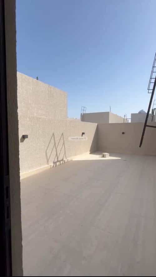 فيلا 460 متر مربع شرقية على شارع 20م الصدفة، الدمام