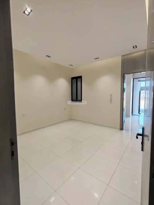 Apartment 229 SQM with 6 Bedrooms Al Maaridh, Khamis Mushait