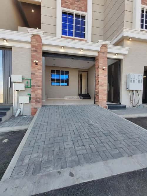 شقة 229 متر مربع ب 6 غرف المعارض، خميس مشيط