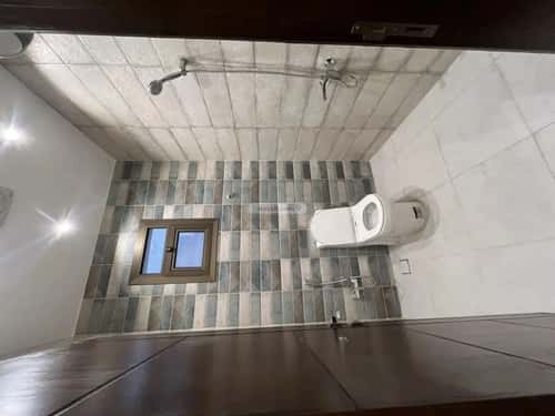 فيلا 332 متر مربع غربية على شارع 15م الشرف، خميس مشيط