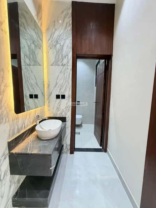 فيلا 8 غرف في ضاحية نمار