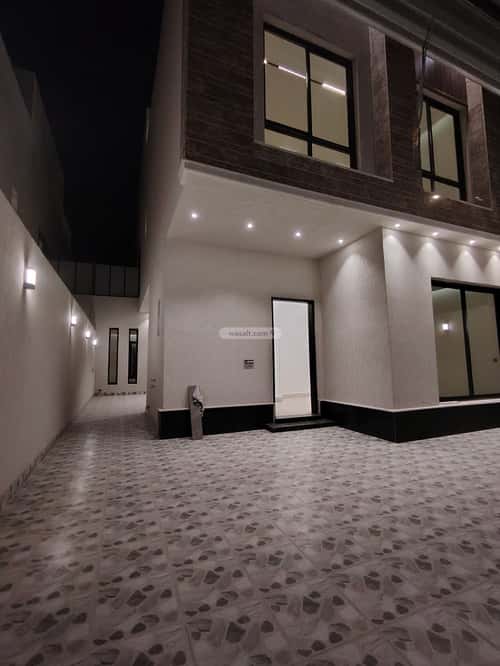 Villa 260 SQM Facing South on 20m Width Street Ar-Rimal, East Riyadh, Riyadh
