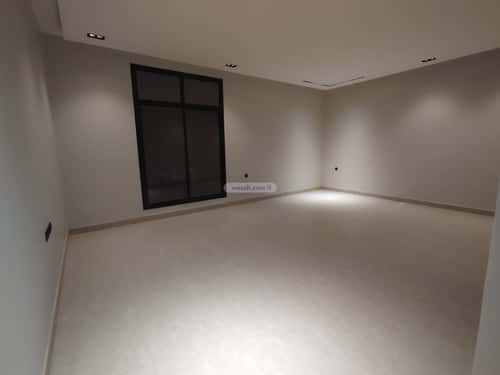 Floor 220 SQM with 5 Bedrooms Qurtubah, East Riyadh, Riyadh