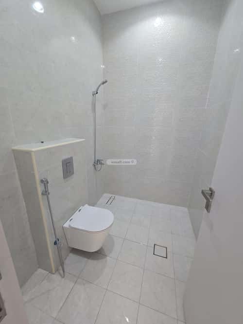 شقة 228 متر مربع ب 6 غرف السويس 1، جازان