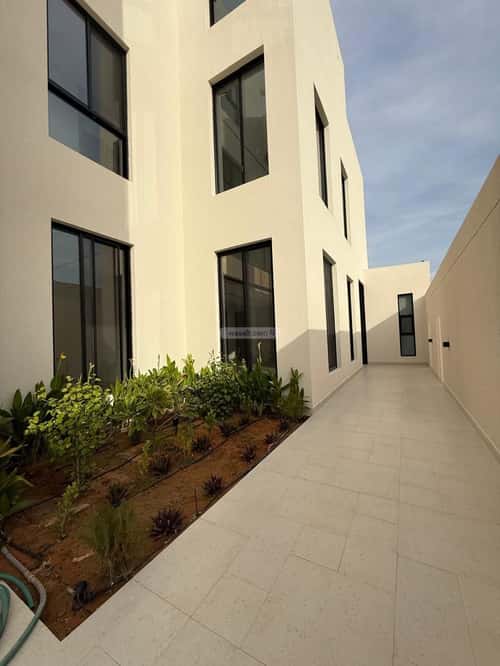 5 bedroom villa in Al Mahdiyyah