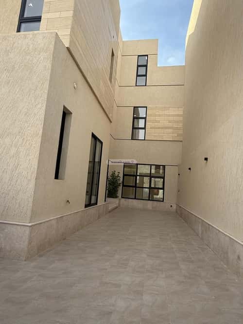 5 bedroom villa in Al Mahdiyyah