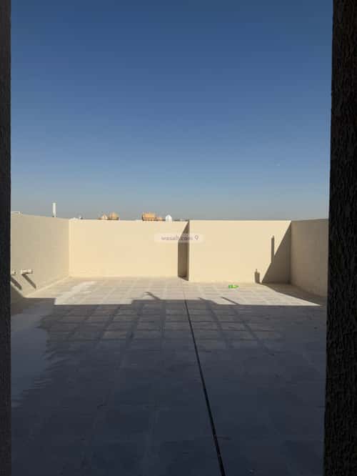 فيلا 256 متر مربع شمالية على شارع 18م المنار، الدمام