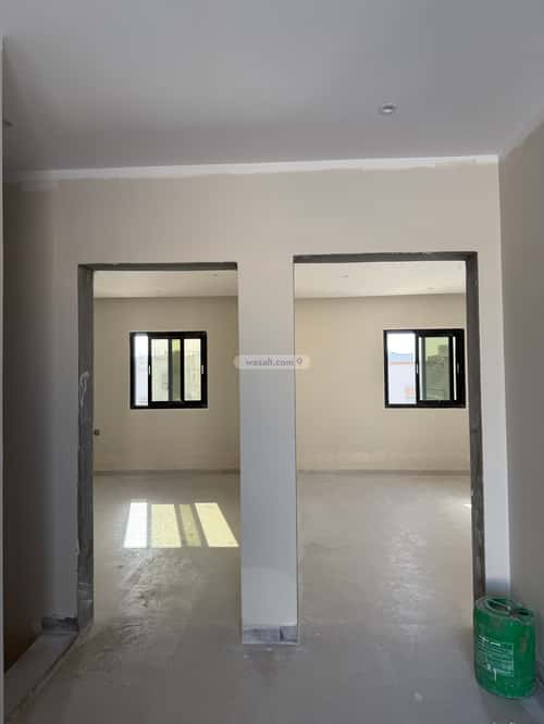 فيلا 256 متر مربع شمالية على شارع 18م المنار، الدمام