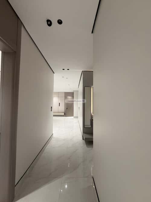 Apartment 189 SQM with 5 Bedrooms King Fahad Dist, Aldammam