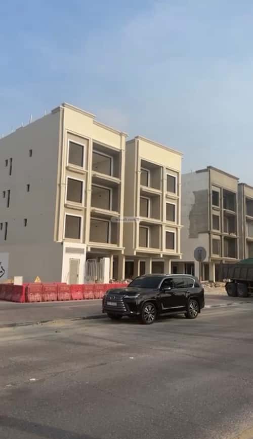 شقة 160 متر مربع ب 4 غرف الروضة، الدمام