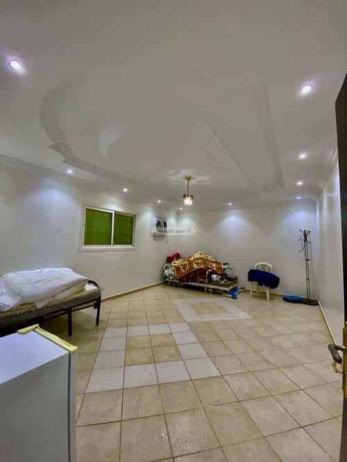 فيلا 250 متر مربع شمالية على شارع 15م الربوة، وسط الرياض، الرياض