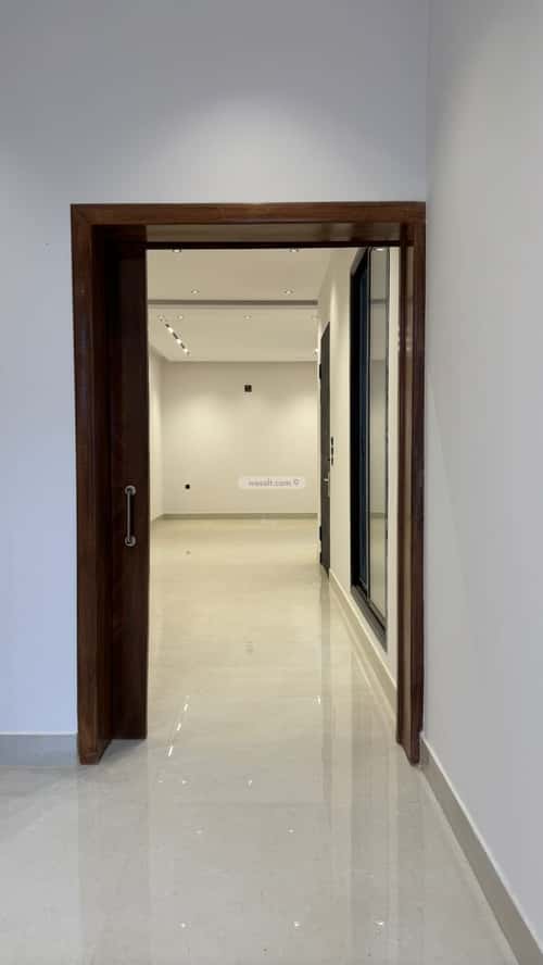 Villa 400 SQM Facing North on 35m Width Street Al-Mahdiyah, West Riyadh, Riyadh