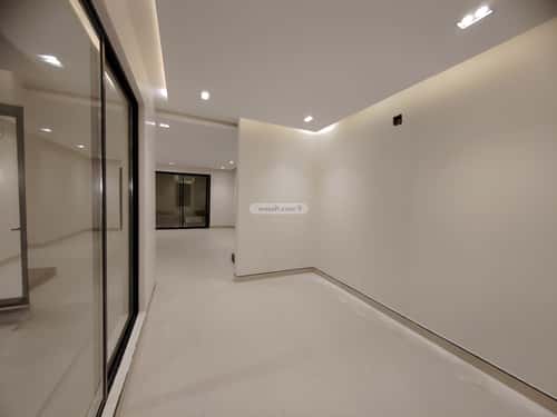 فيلا 276 متر مربع مع شقة واجهة شمالية الرمال، شرق الرياض، الرياض