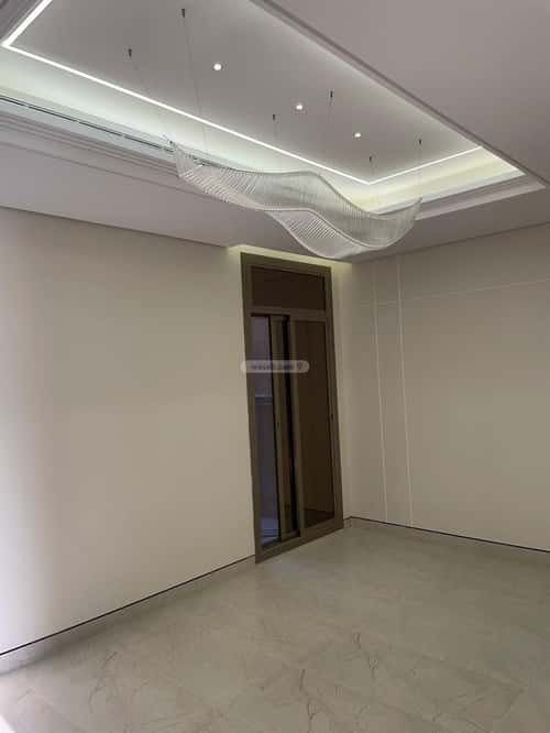 فيلا 300 متر مربع غربية على شارع 20م المهدية، غرب الرياض، الرياض