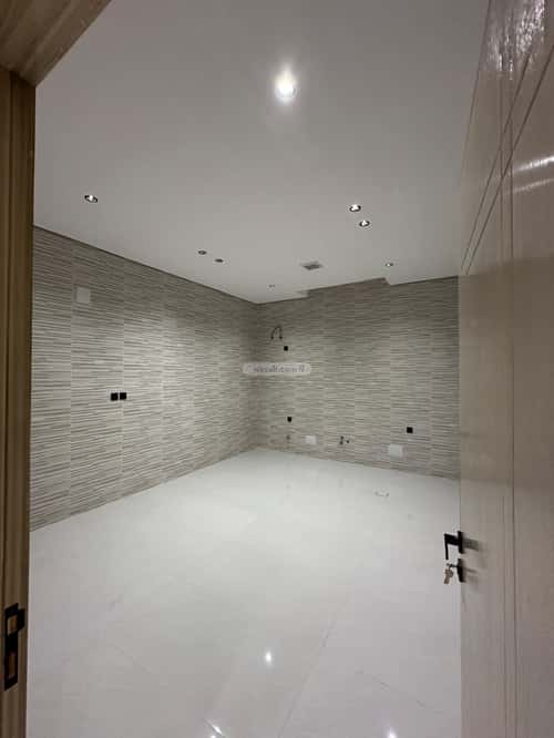 فيلا 313 متر مربع شرقية على شارع 15م السويس 1، جازان