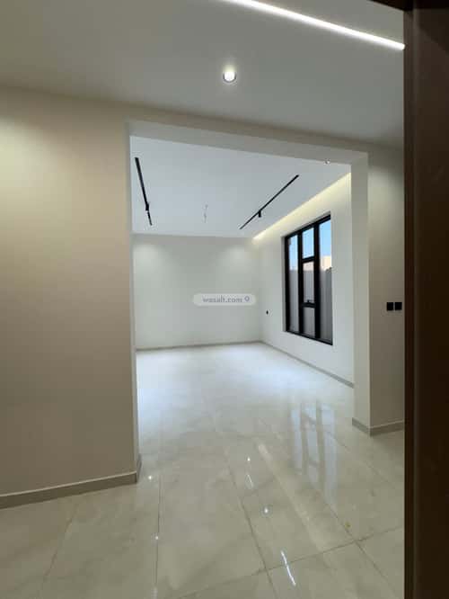 فيلا 341 متر مربع غربية على شارع 15م السويس 1، جازان