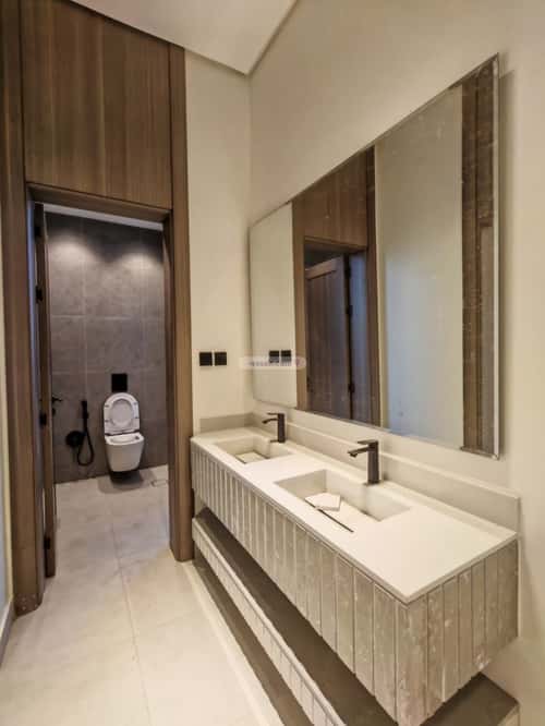 Floor 210 SQM with 5 Bedrooms Ar-Rimal, East Riyadh, Riyadh