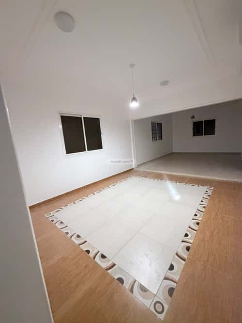 شقة 367 متر مربع ب 4 غرف قرطبة، شرق الرياض، الرياض