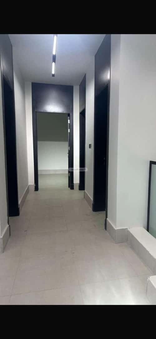 Villa 275 SQM Facing East with 6 Bedrooms Al Rahmanyah, East Jeddah, Jeddah