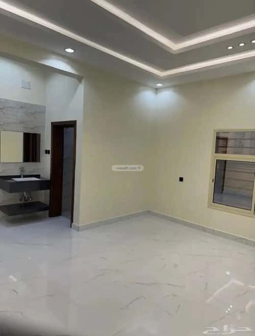 فيلا 342 متر مربع شمالية على شارع 12م سلطانة، أبها