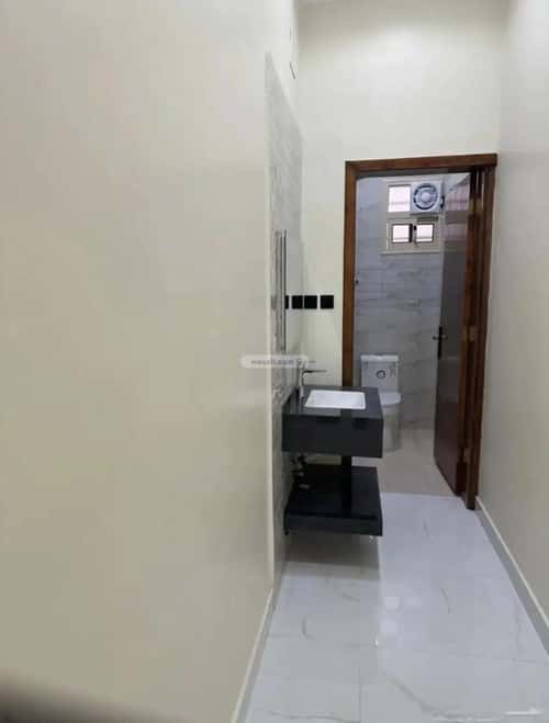 فيلا 342 متر مربع شمالية على شارع 12م سلطانة، أبها