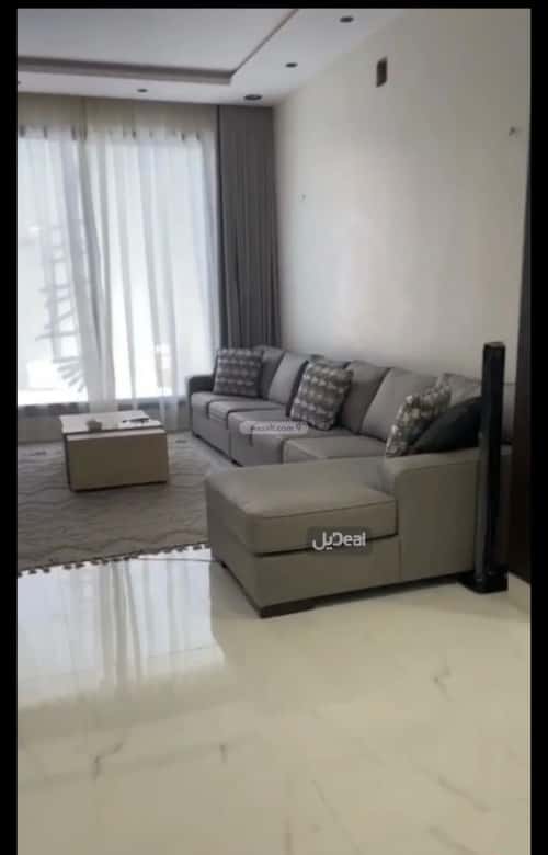 فيلا 300 متر مربع واجهة شمالية ب 7 غرف طويق، غرب الرياض، الرياض