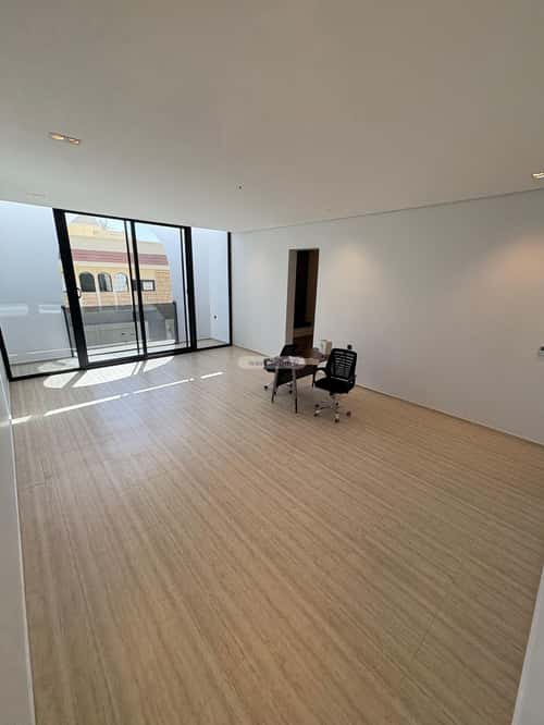 دور ب 4 غرف العليا، وسط الرياض، الرياض