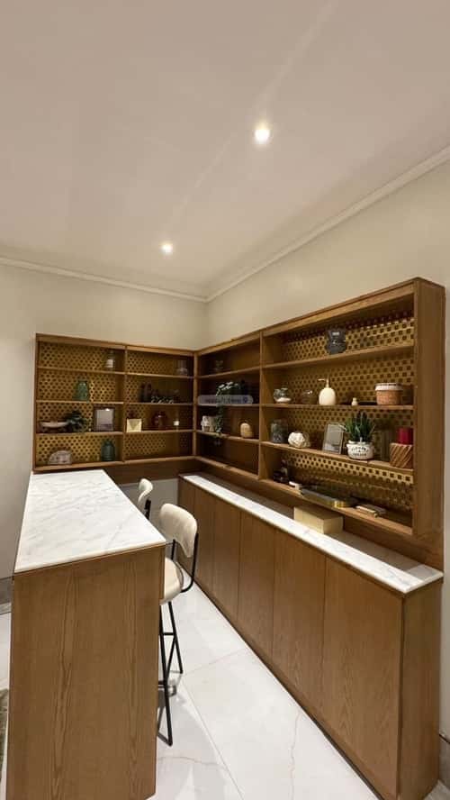 شقة 168 متر مربع ب 3 غرف الحمراء، الخبر