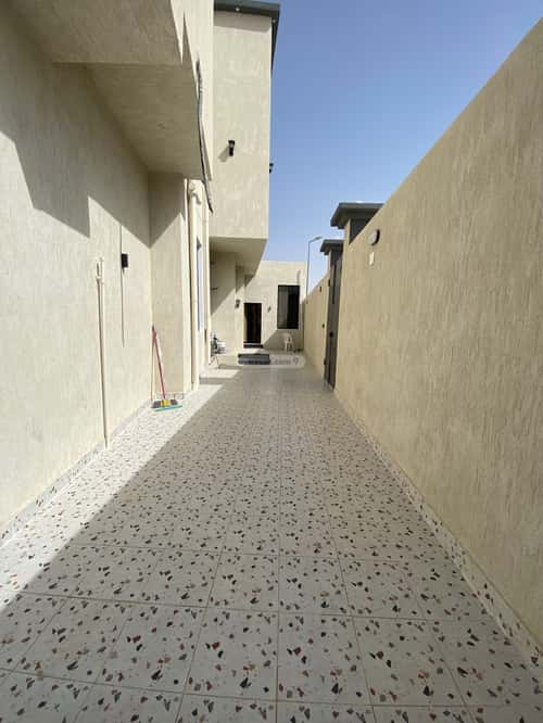 فيلا 256 متر مربع شرقية على شارع 15م السدر، الجموم