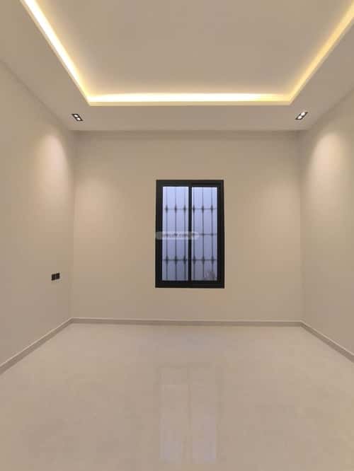 Floor with 5 Bedrooms Al-Janadriyah, East Riyadh, Riyadh