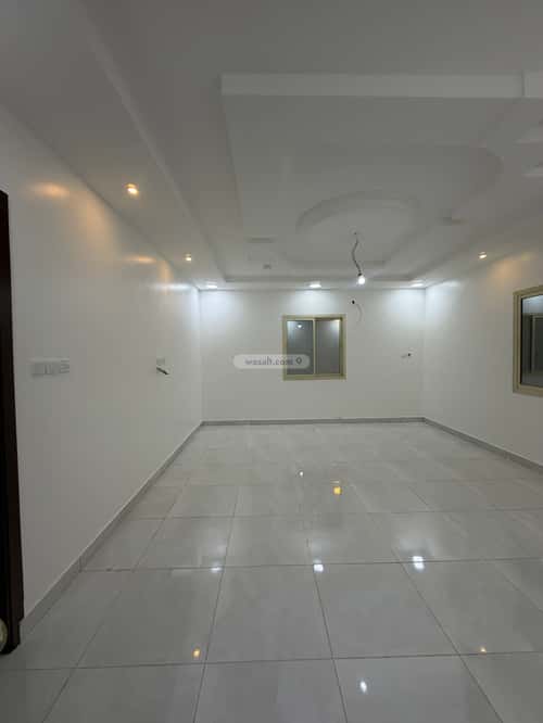 Floor 500 SQM with 6 Bedrooms King Fahad Dist, Aldammam