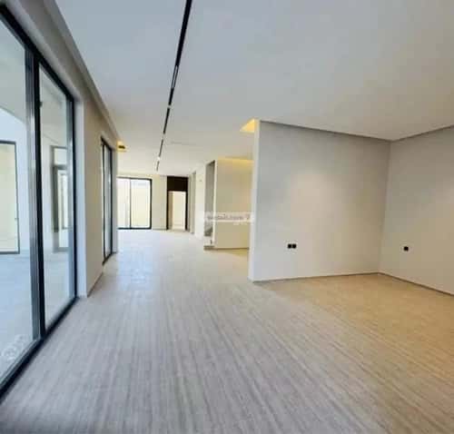 فيلا 250 متر مربع شمالية على شارع 15م النرجس، شمال الرياض، الرياض