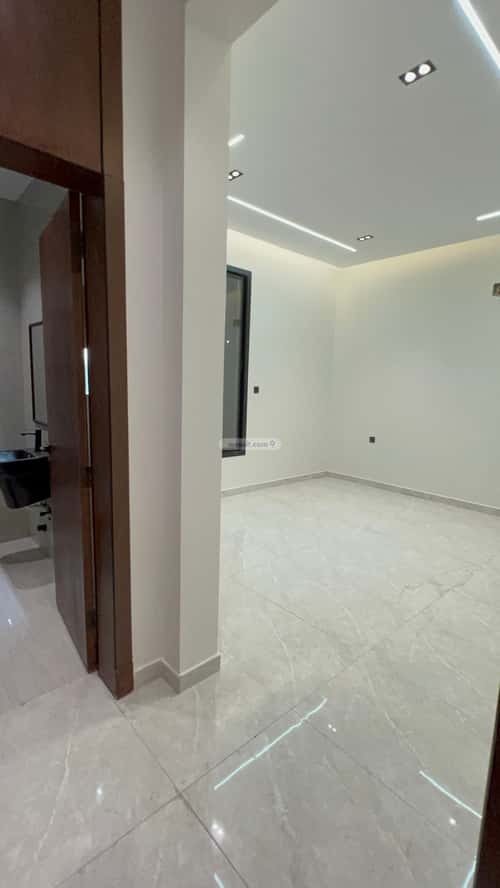 Villa 205 SQM Facing North West on 25m Width Street Al-Janadriyah, East Riyadh, Riyadh