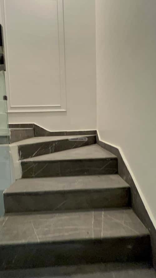 فيلا 205 متر مربع شمالية غربية على شارع 25م الجنادرية، شرق الرياض، الرياض