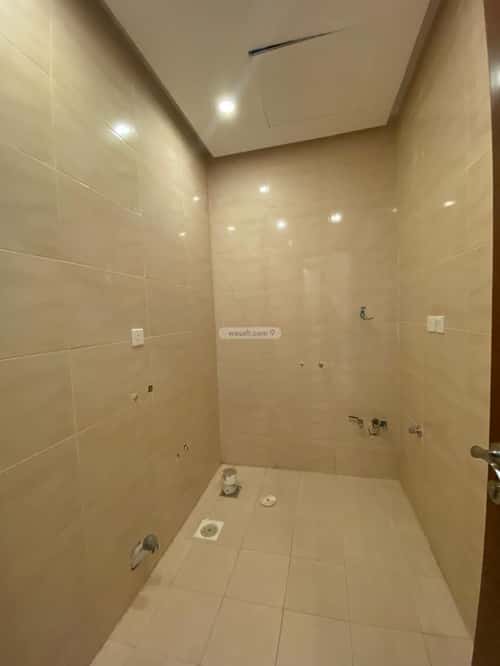 Apartment 163 SQM with 5 Bedrooms Al Faysaleyyah, North Jeddah, Jeddah