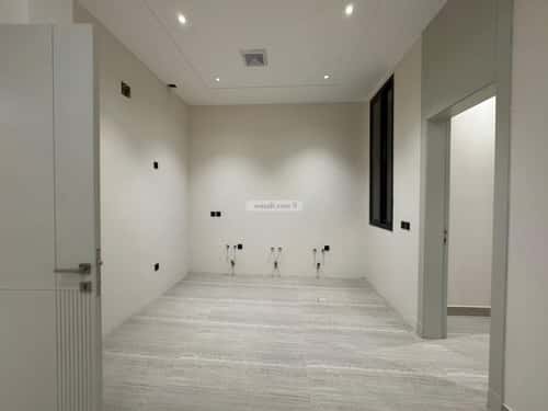 Floor 144 SQM with 5 Bedrooms Al-Muanisiyah, East Riyadh, Riyadh