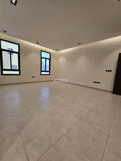 Floor 192 SQM with 5 Bedrooms Al-Muanisiyah, East Riyadh, Riyadh