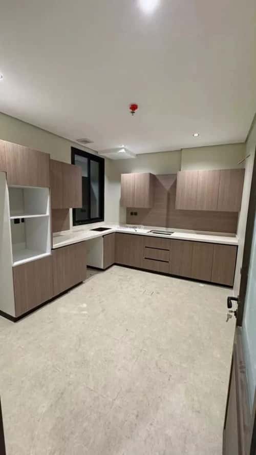 Apartment 216 SQM with 6 Bedrooms Teebh, Aldammam