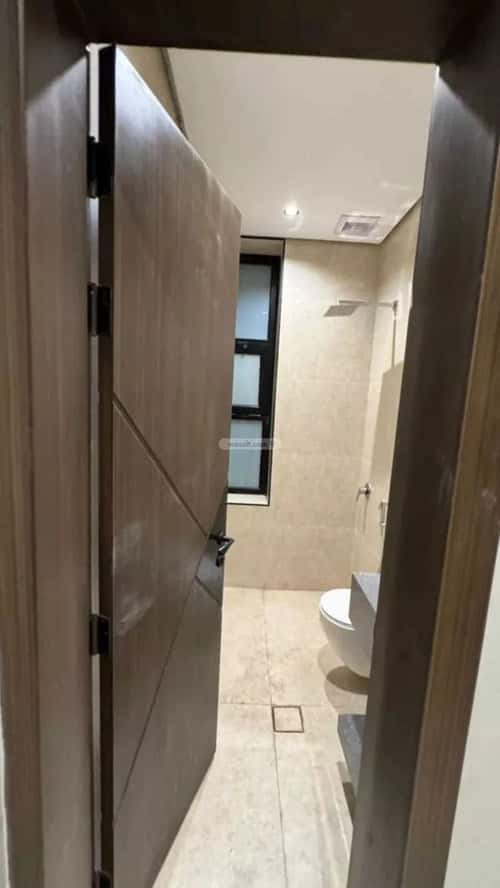 شقة 216 متر مربع ب 6 غرف طيبة، الدمام