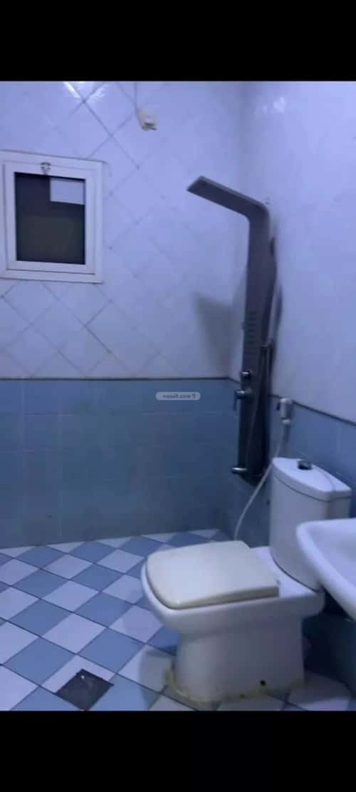 دور 500 متر مربع ب 6 غرف ضاحية الملك فهد، الدمام