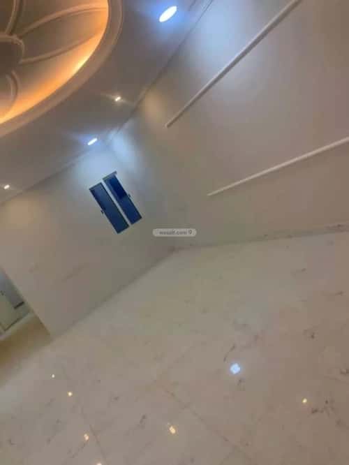 شقة 221 متر مربع ب 6 غرف الشعلة، الدمام