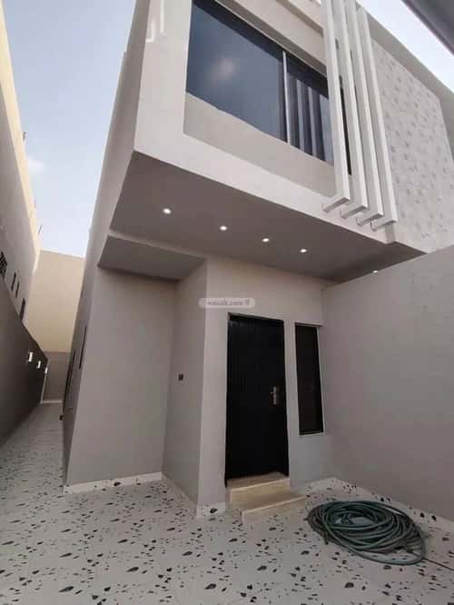 دور 211 متر مربع ب 5 غرف بدر، جنوب الرياض، الرياض